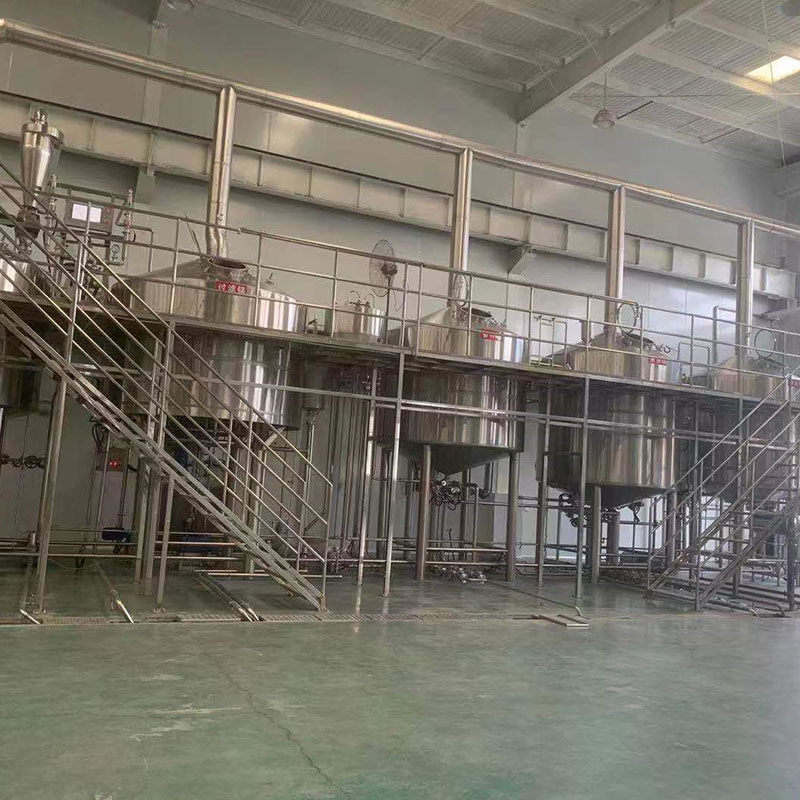 凤庆精酿啤酒设备厂—平面布置、设备设计、制造、调试、培训等一条龙服务_COPY